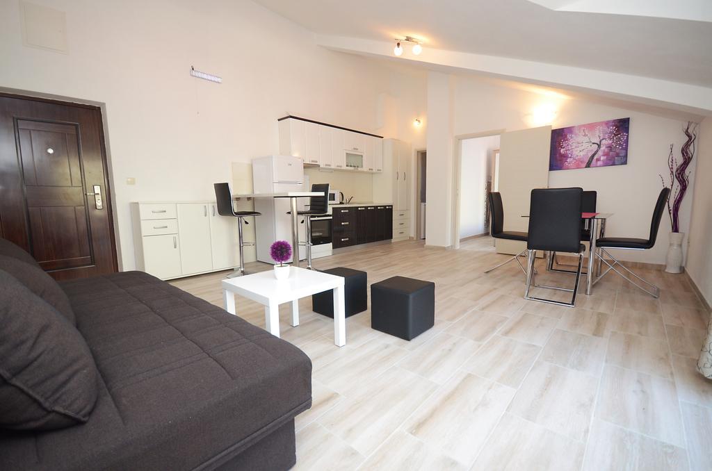 Apartmani Mizdrak Kotor Buitenkant foto