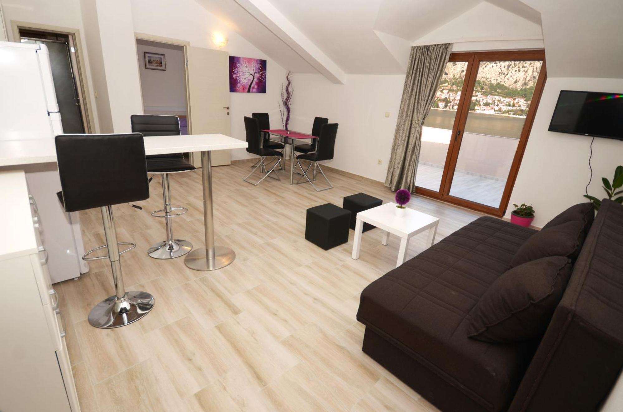 Apartmani Mizdrak Kotor Buitenkant foto